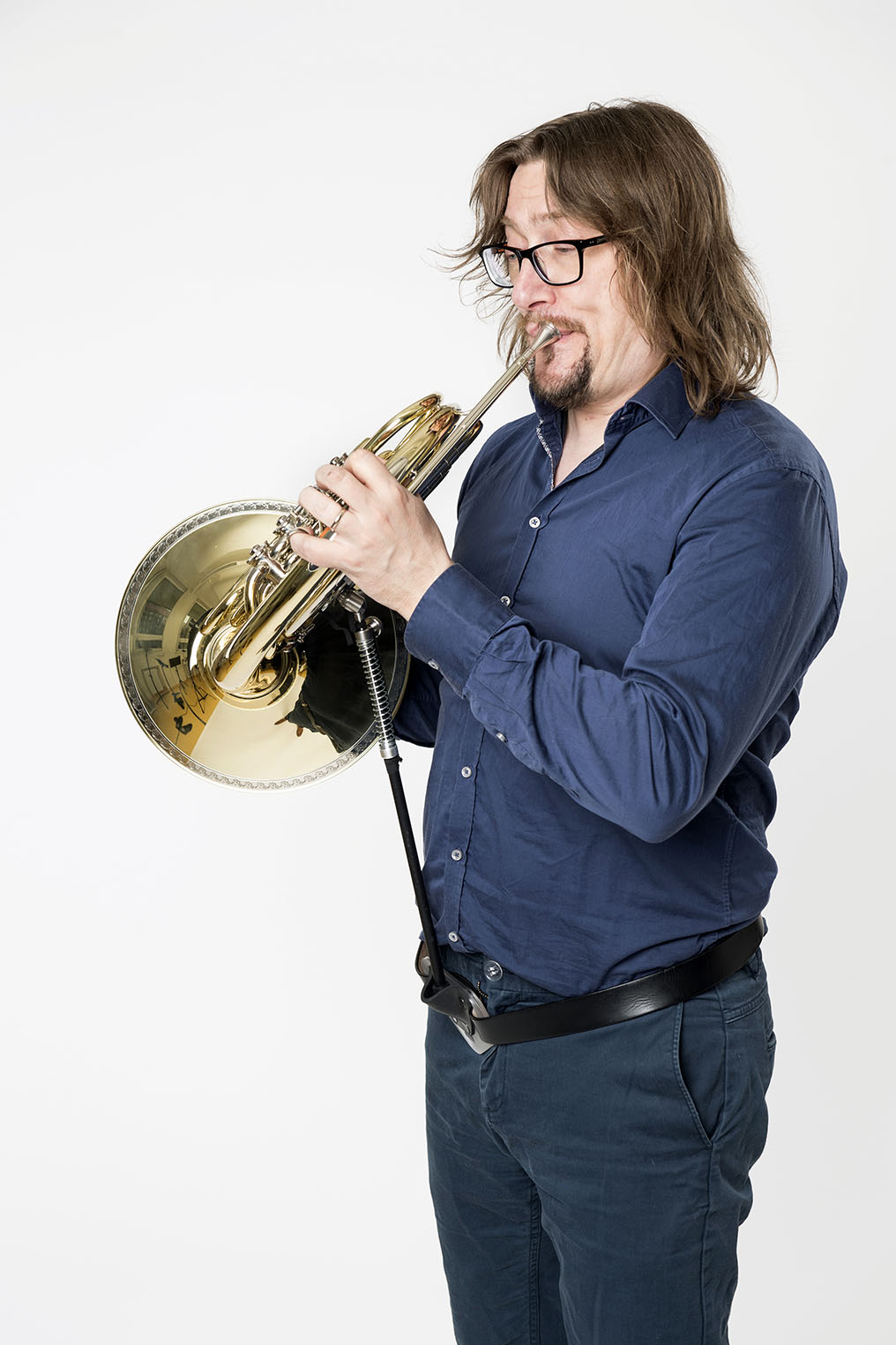ERGObrass-French-horn-support-playing-standing-Tero